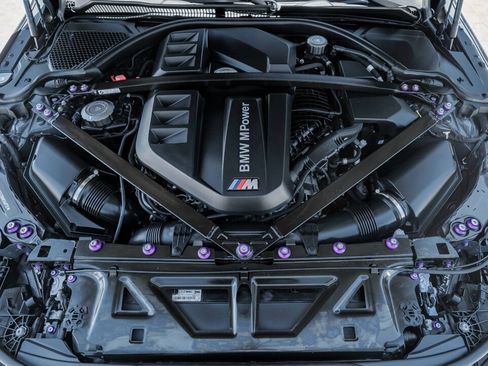 Used 2021 BMW M4 Competition w/ Executive Package RWD image 19