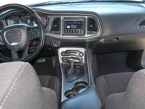 Used 2020 Dodge Challenger R/T RWD image 10
