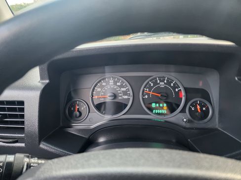 Used 2008 Jeep Patriot Sport image 34