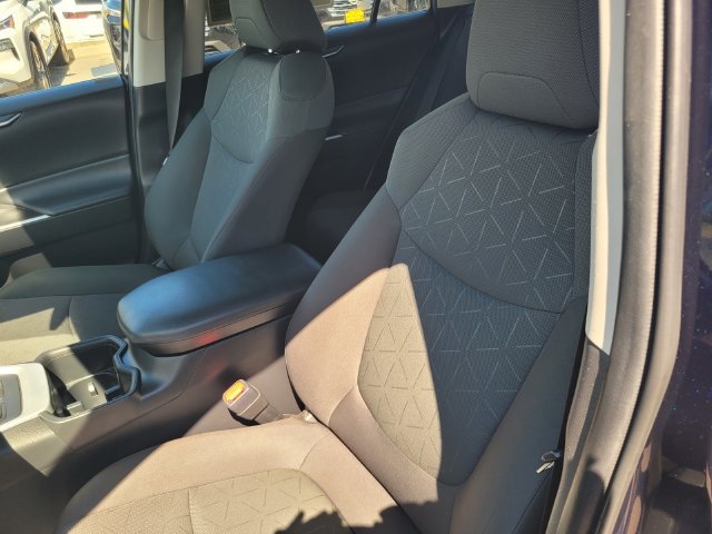 Used 2024 Toyota RAV4 XLE AWD/4WD image 13