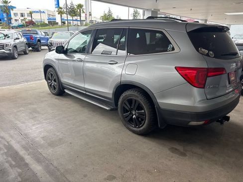 Used 2017 Honda Pilot EX-L image 2