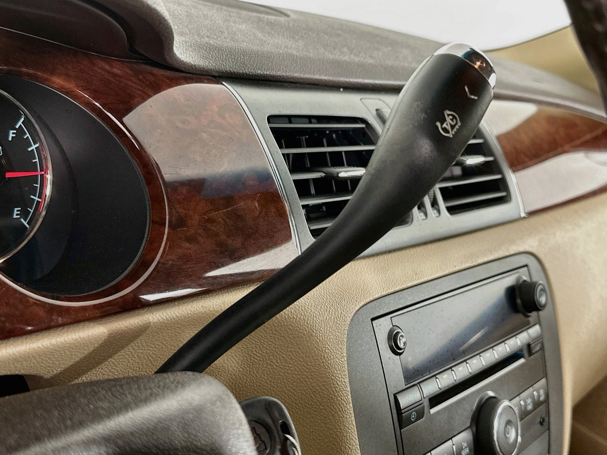 Used 2008 Buick Lucerne CXL w/ Luxury Package FWD image 22