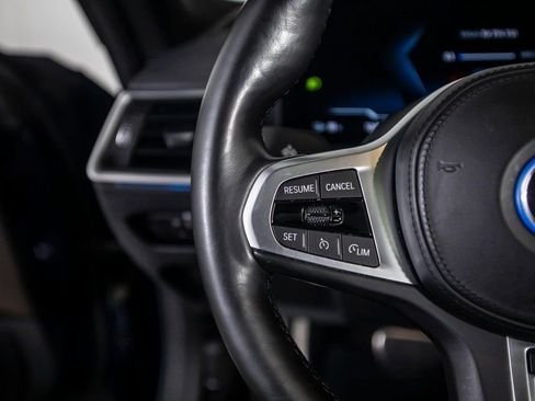 Used 2023 BMW i4 eDrive40 w/ M Sport Package image 27