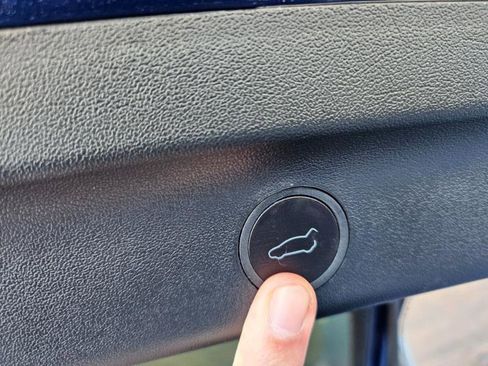 Used 2023 Tesla Model Y Long Range image 72