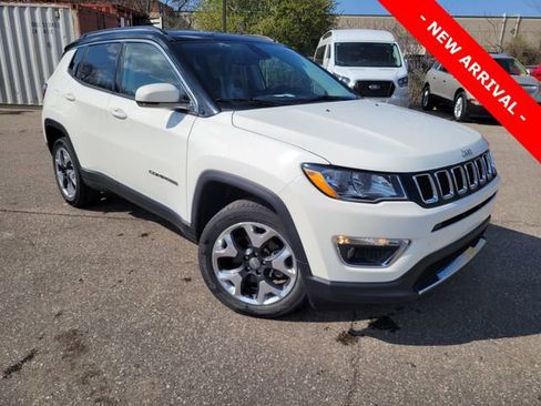 Used 2019 Jeep Compass Limited AWD/4WD image 1