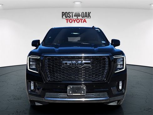 Used 2023 GMC Yukon Denali Ultimate image 2