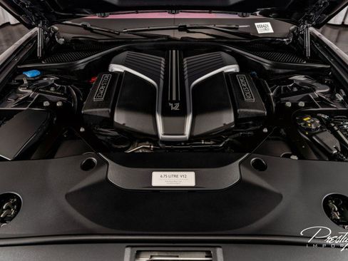 Used 2022 Rolls-Royce Ghost Black Badge image 6
