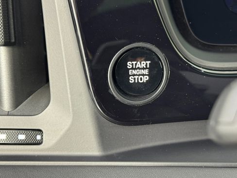 Used 2024 Porsche Cayenne S w/ Premium Package Plus image 20