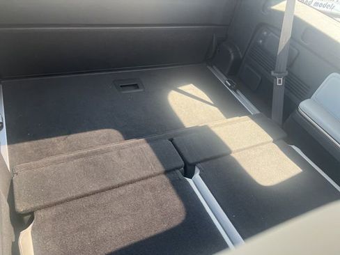 Used 2023 Rivian R1S Adventure image 34