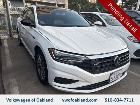 Used 2019 Volkswagen Jetta R-Line w/ R-Line Cold Weather Package image 1