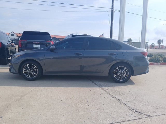 Used 2024 Kia Forte LXS w/ LXS Technology Package FWD image 6
