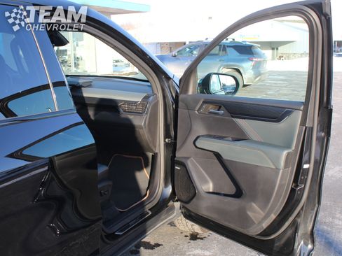 Certified 2024 GMC Acadia AT4 w/ Super Cruise Package image 28