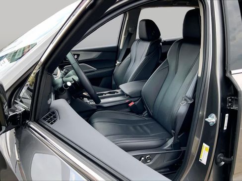 Used 2026 Acura MDX w/ Technology Package FWD image 8
