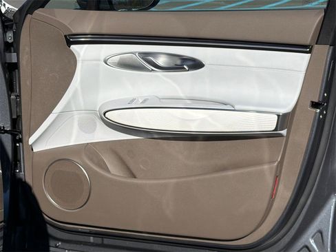 New 2026 Genesis GV70 2.5T Advanced image 14