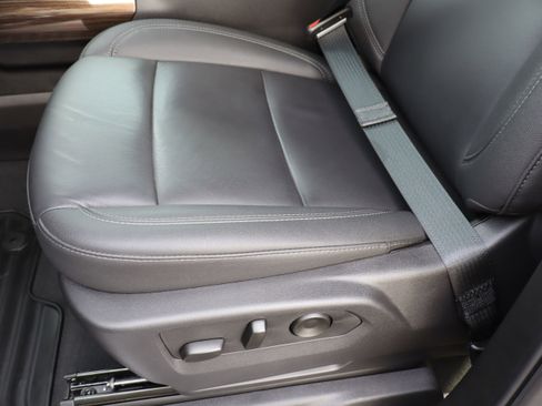 Used 2025 Chevrolet Silverado 2500 LT w/ Trail Boss Package image 21