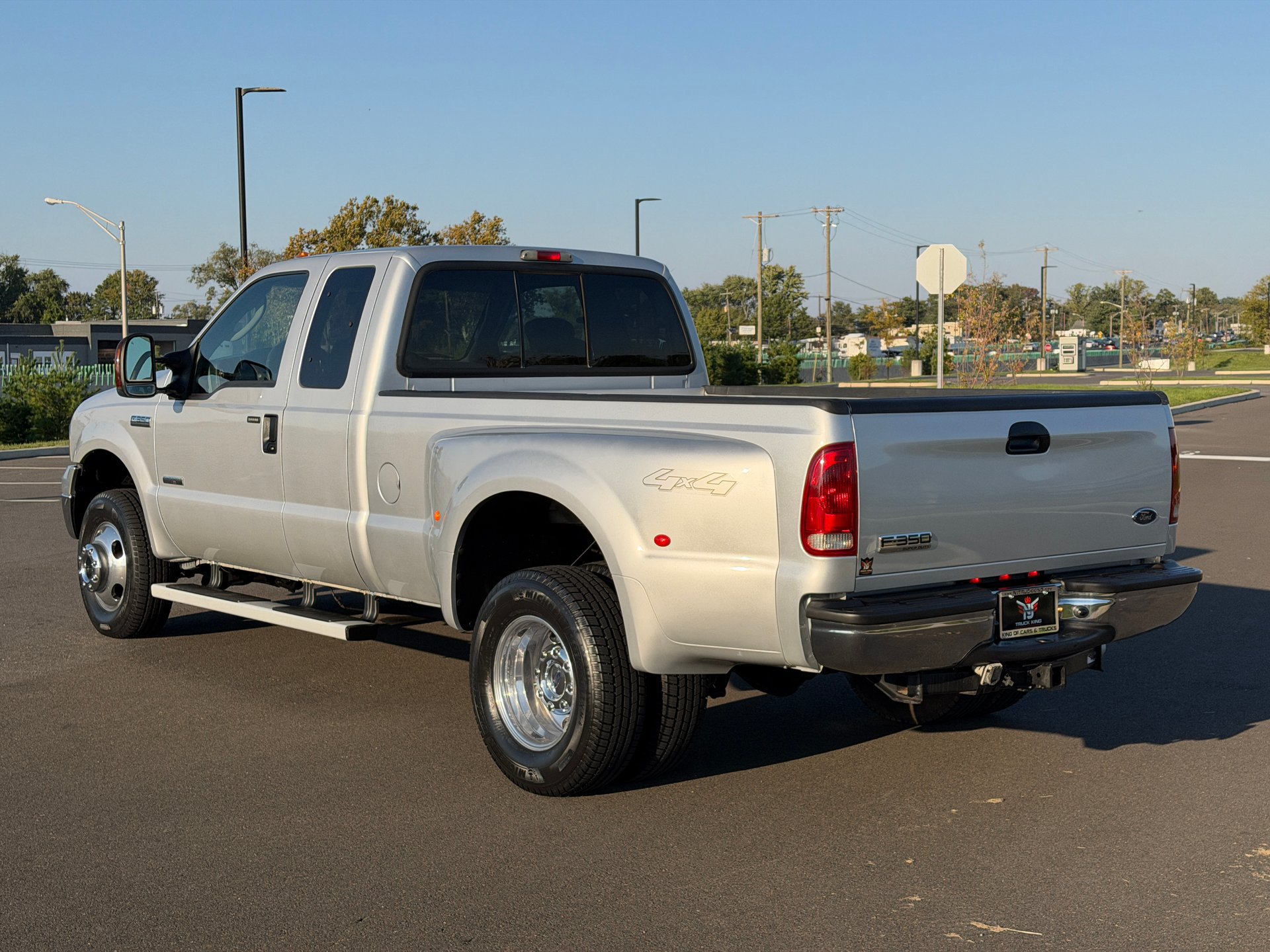 Used 2006 Ford F350 XL AWD/4WD image 5