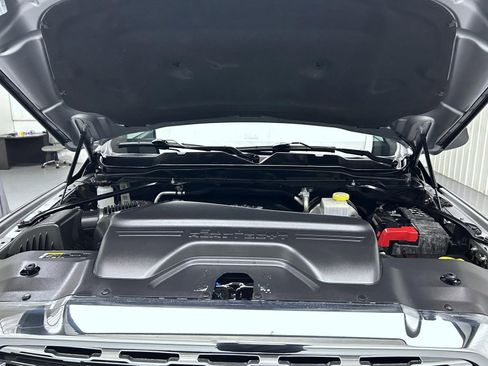 Used 2019 RAM 2500 Limited image 24