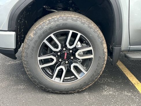 New 2026 GMC Sierra 1500 AT4 w/ AT4 Premium Package AWD/4WD image 11