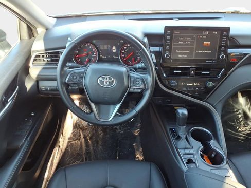 Used 2023 Toyota Camry XSE image 15
