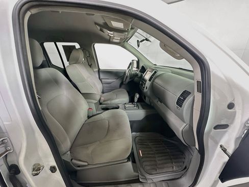 Used 2019 Nissan Frontier SV RWD image 31