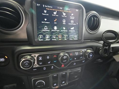 Used 2023 Jeep Wrangler Freedom Edition image 6