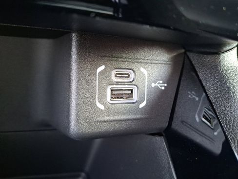 New 2026 Jeep Compass Limited AWD/4WD image 18