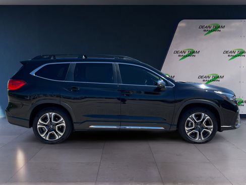 Certified 2023 Subaru Ascent Limited w/ Technology Package AWD/4WD image 9