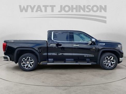 Used 2023 GMC Sierra 1500 SLT w/ SLT Convenience Package image 6