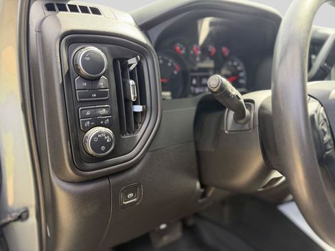Used 2024 Chevrolet Silverado 2500 Custom w/ Custom Value Package AWD/4WD image 12