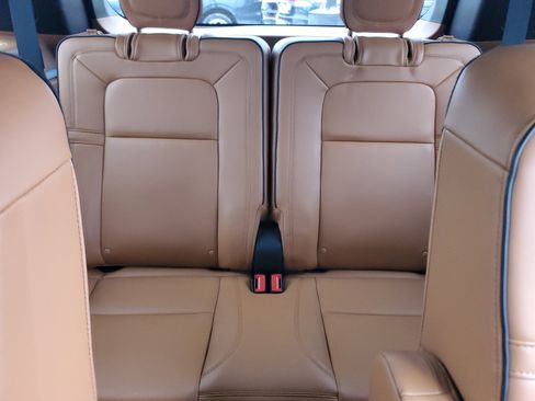 Certified 2023 Lincoln Aviator Black Label w/ Dynamic Handling Package image 20