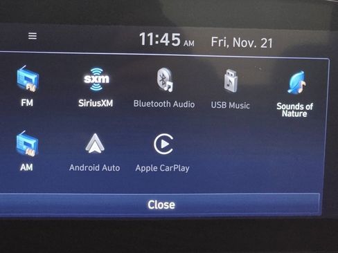 Used 2024 Hyundai Elantra Limited image 5