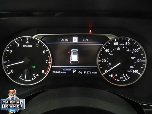 Used 2025 Nissan Pathfinder SL image 14