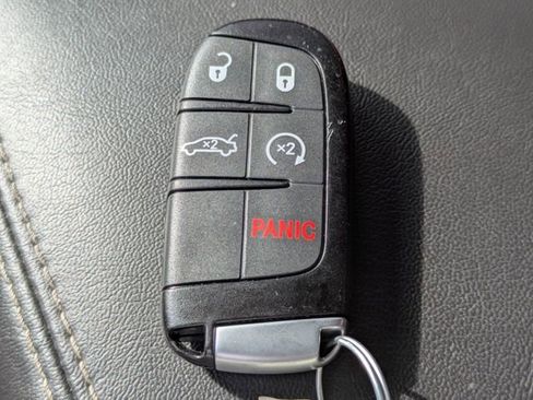 Used 2019 Dodge Challenger SRT Hellcat Redeye RWD image 28