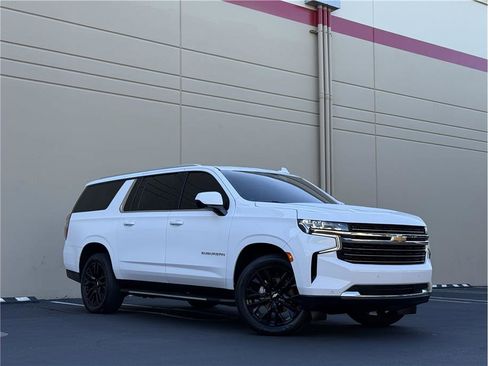 Used 2023 Chevrolet Suburban LT image 20