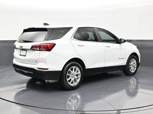 Used 2024 Chevrolet Equinox LT FWD image 5