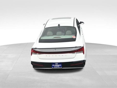 New 2026 Hyundai Elantra SEL Sport Premium FWD image 27