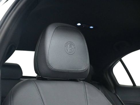 Used 2025 Alfa Romeo Giulia w/ Driving Assist Package RWD image 20