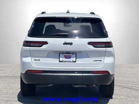 Used 2025 Jeep Grand Cherokee L Limited w/ Luxury Tech Group II AWD/4WD image 29