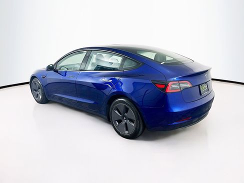 Used 2023 Tesla Model 3 Standard Range image 5