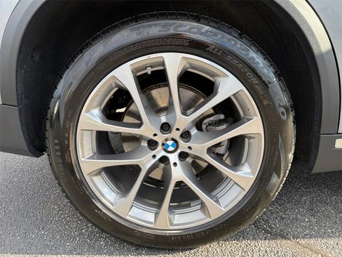 Certified 2024 BMW X5 xDrive40i w/ Parking Assistance Package image 17