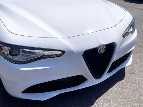 Used 2021 Alfa Romeo Giulia Ti w/ Nero Edizione RWD image 29