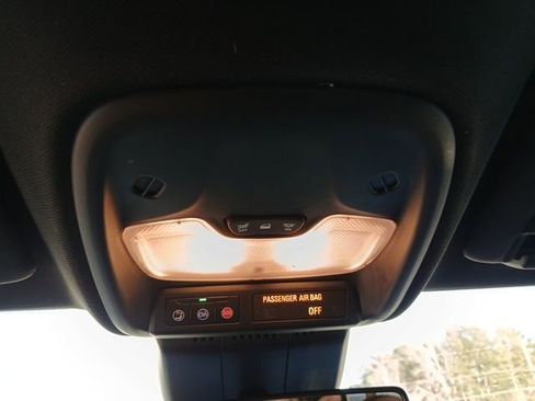 Used 2024 Chevrolet Colorado Trail Boss image 33