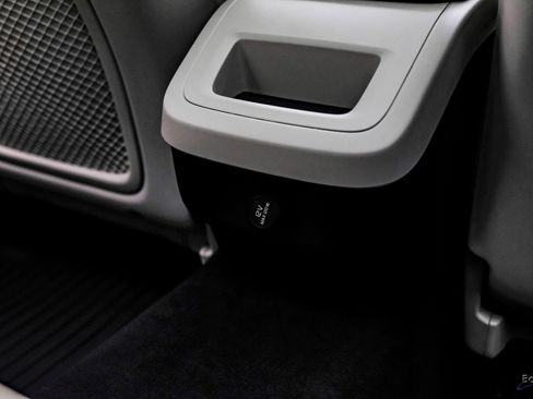 Used 2020 Volvo V60 T5 Momentum w/ Protection Package Premier image 68