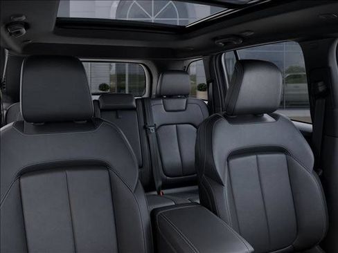 New 2026 Jeep Grand Cherokee Limited w/ Limited Altitude Package RWD image 26
