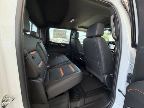 New 2026 GMC Sierra 1500 AT4 w/ AT4 Premium Package AWD/4WD image 23