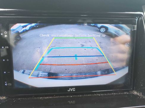 Used 2018 Toyota Tundra Platinum image 18