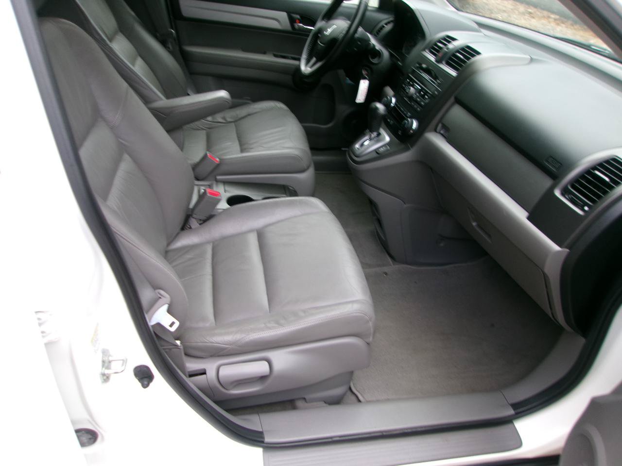 Used 2011 Honda CR-V EX-L image 7