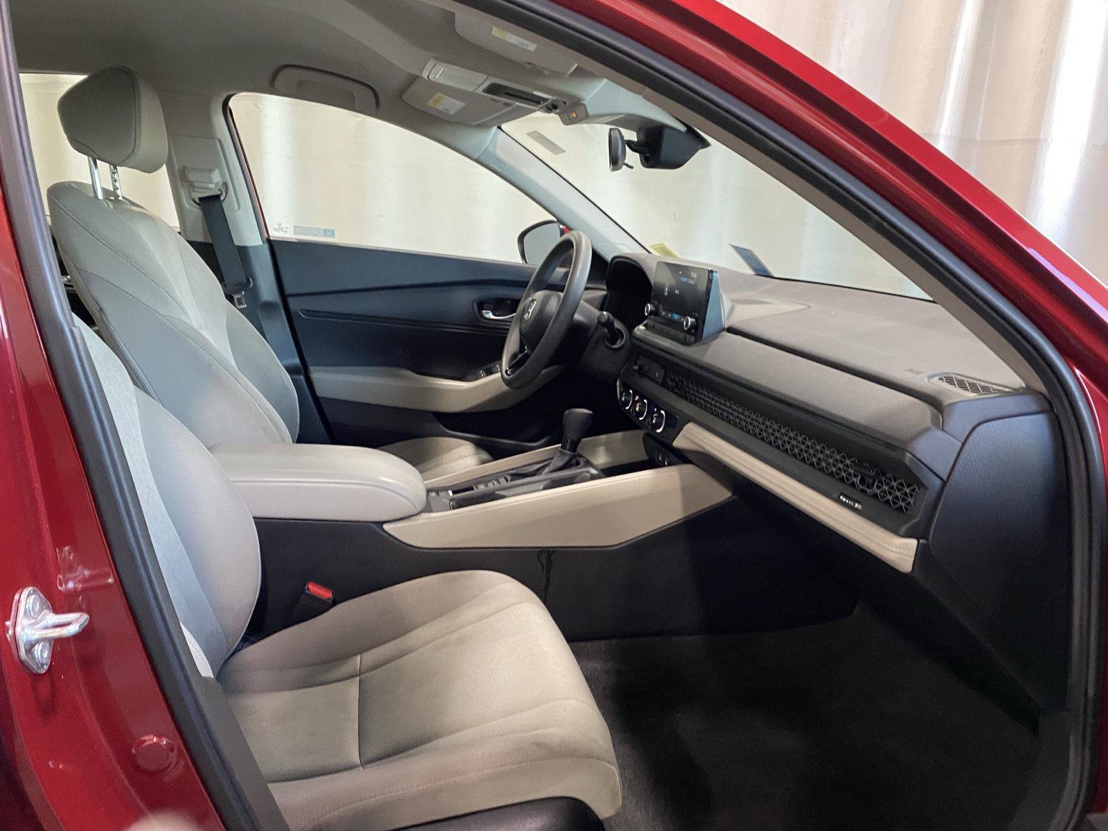 Used 2024 Honda Accord LX image 11