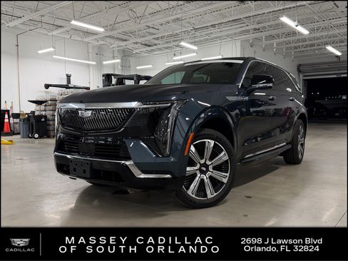 Used 2025 Cadillac Escalade IQ Luxury 1 AWD/4WD image 1