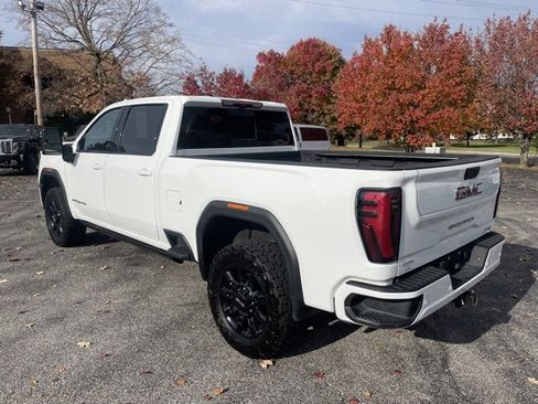 Used 2024 GMC Sierra 2500 AT4 w/ AT4 Premium Plus Package image 6